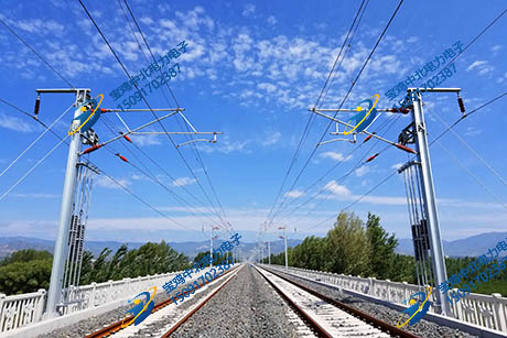 铁路专用带电清扫机